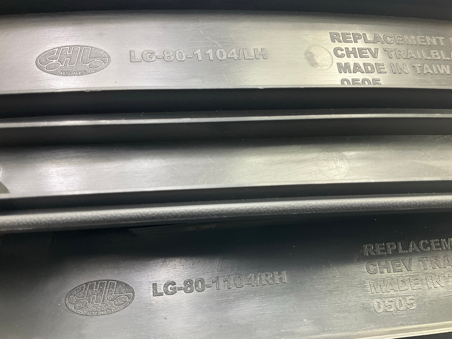 AFTERMARKET - Rear Left & Right Bumper Step Pad 2002-07 Chevy Trailblazer