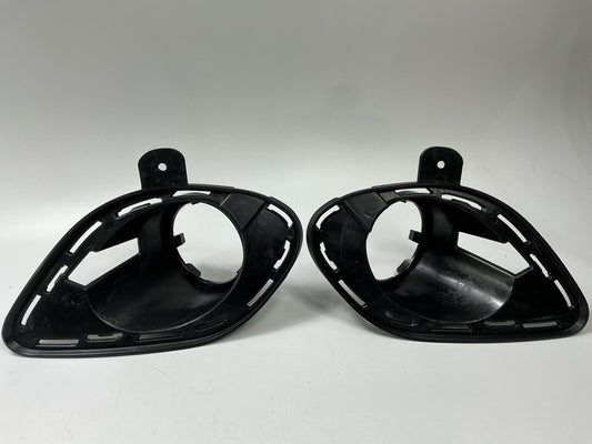 AFTERMARKET Front Left & Right Fog Light Lamp Bezel