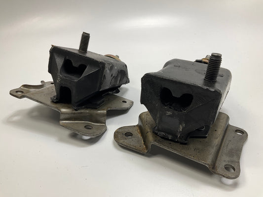 NOS - OEM Left & Right Engine Motor Mounts 1984-1986 Ford 3.8L V6
