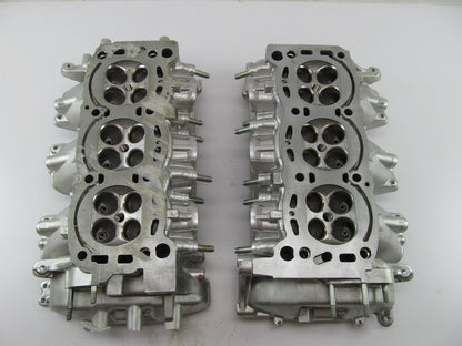 NEW OLD STOCK (PAIR) Left & Right Cylinder Heads 1993-1995 Ford Taurus 3.2L SHO