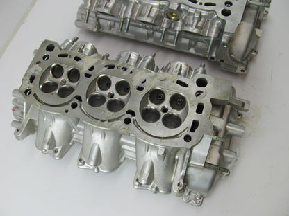 NEW OLD STOCK (PAIR) Left & Right Cylinder Heads 1993-1995 Ford Taurus 3.2L SHO