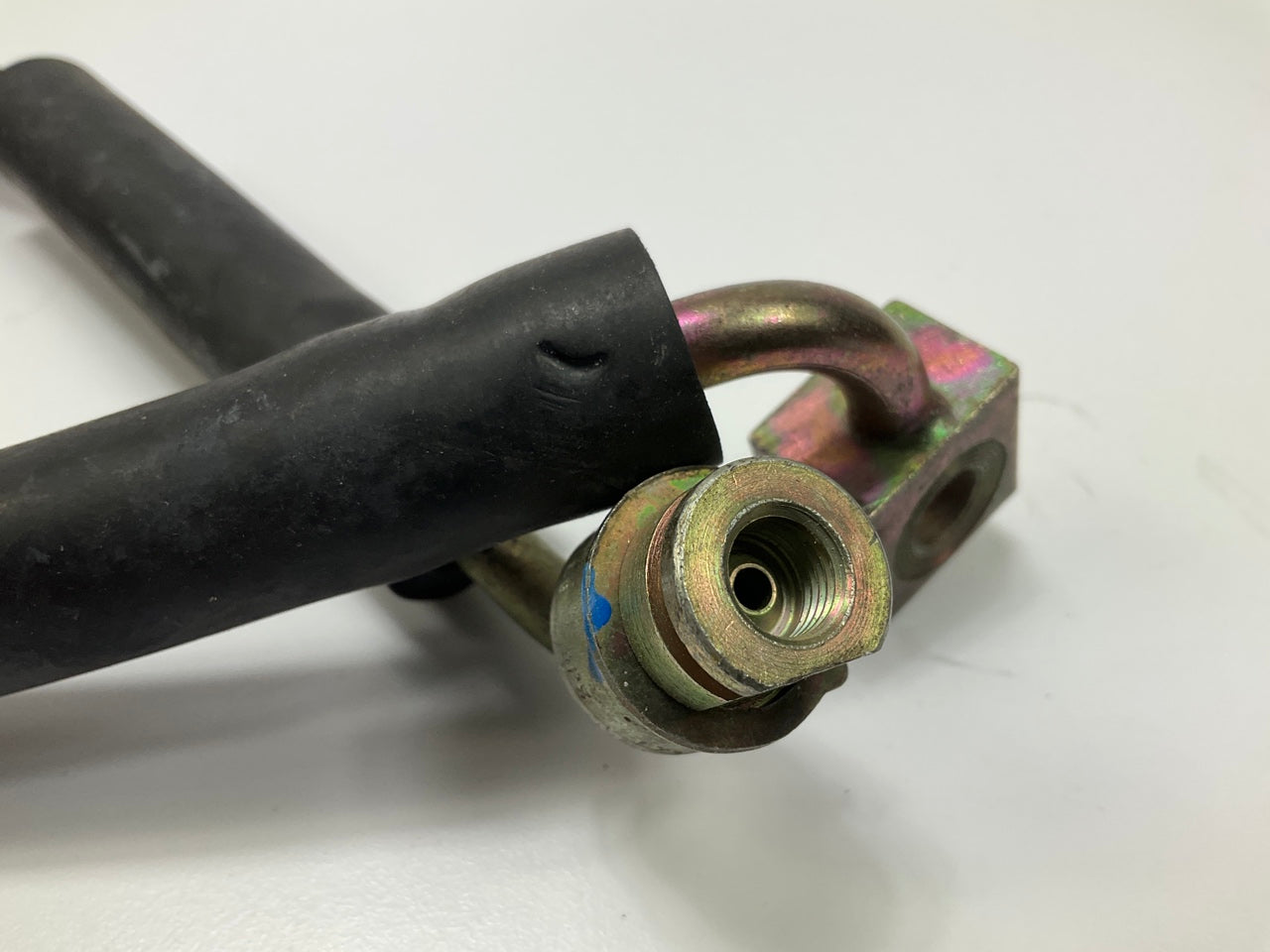 NEW OEM Ford F5UZ-2078-A / F5UZ-2078-B Front Left & Right Brake Hose Set