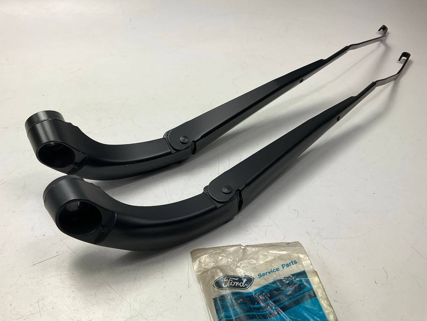 NEW OEM Ford Left & Right Wiper Arm - 1996-1999 Ford Taurus, Mercury Sable