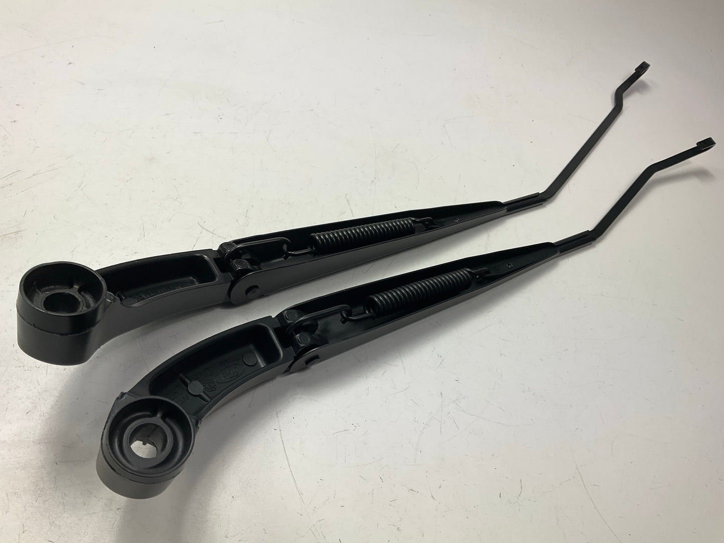 NEW OEM Ford Left & Right Wiper Arm - 1996-1999 Ford Taurus, Mercury Sable