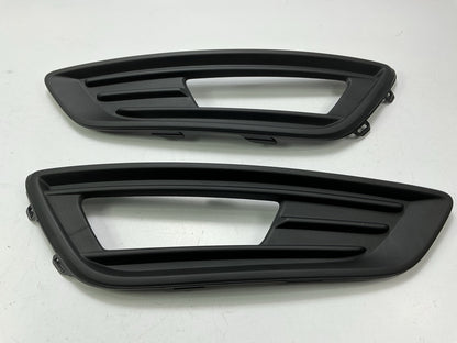 Front Left & Right Fog Light Lamp Bezel For 2015-18 Ford Focus - AFTERMARKET