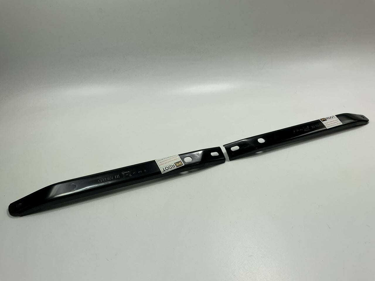 AFTERMARKET Front Left & Right Bumper Bracket 1997-98 F150 F-250, Expedition 2WD