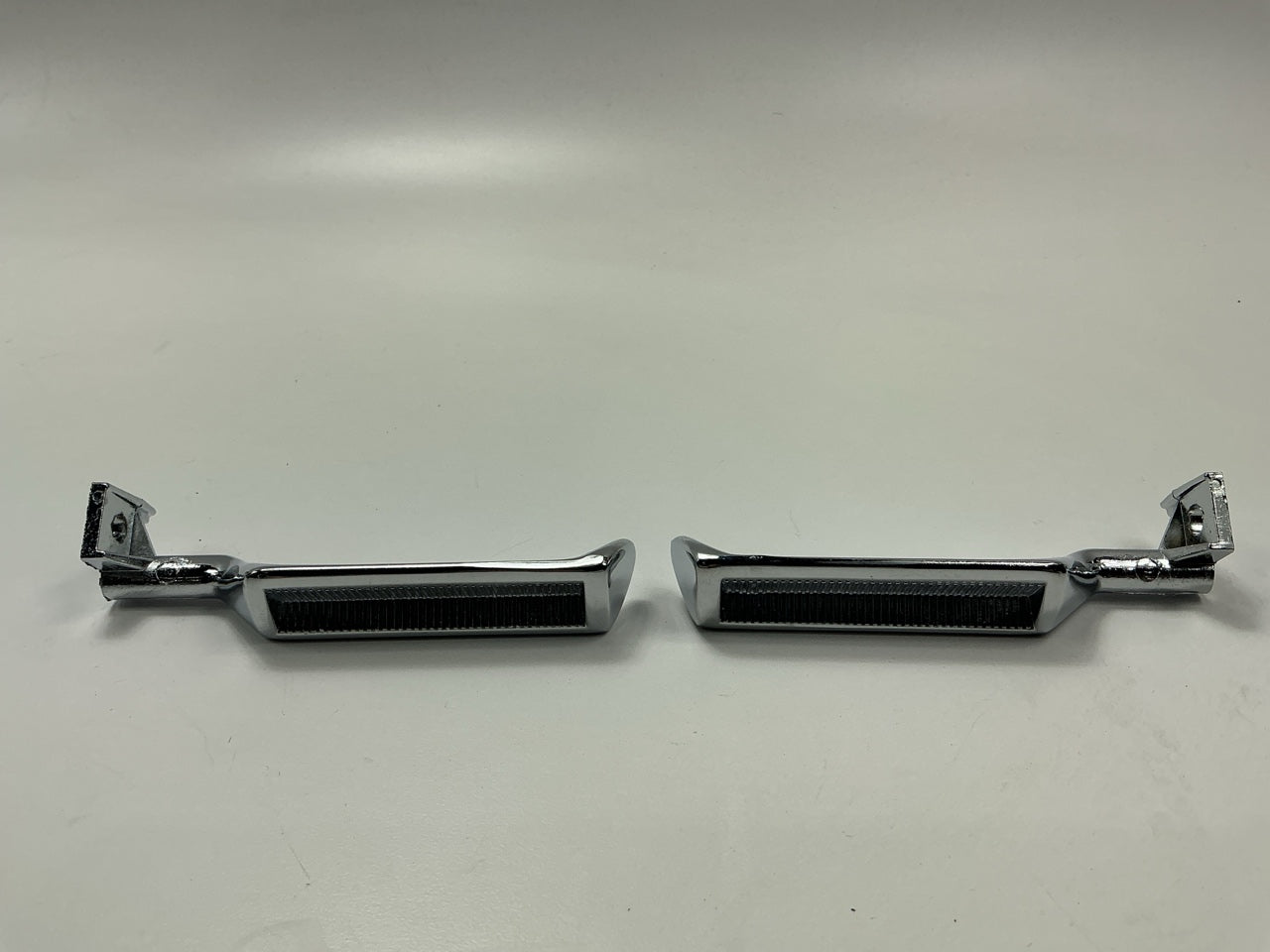 NEW Front Left & Right Interior Door Handles PAIR - 1980-1986 Ford F-150, Bronco