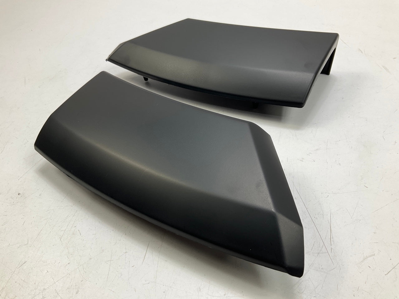 New Fender Trim Set - 2007-2017 Ford Expedition Front Driver And Passenger Side