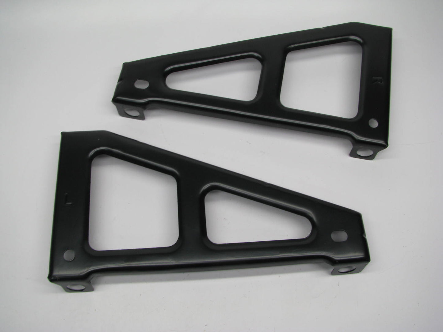 Rear Bumper Left + Right Bracket Set For 2007-2013 Chevrolet Silverado 1500