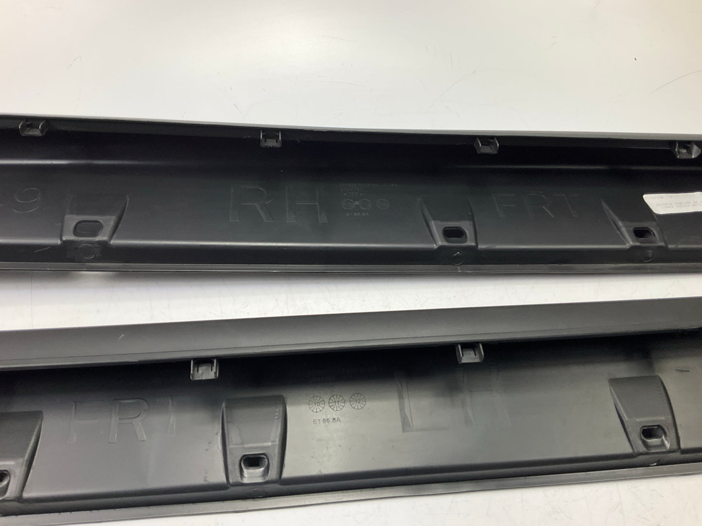 Front Left & Right Rocker Panel Molding Extension For 2012-2017 Jeep Compass