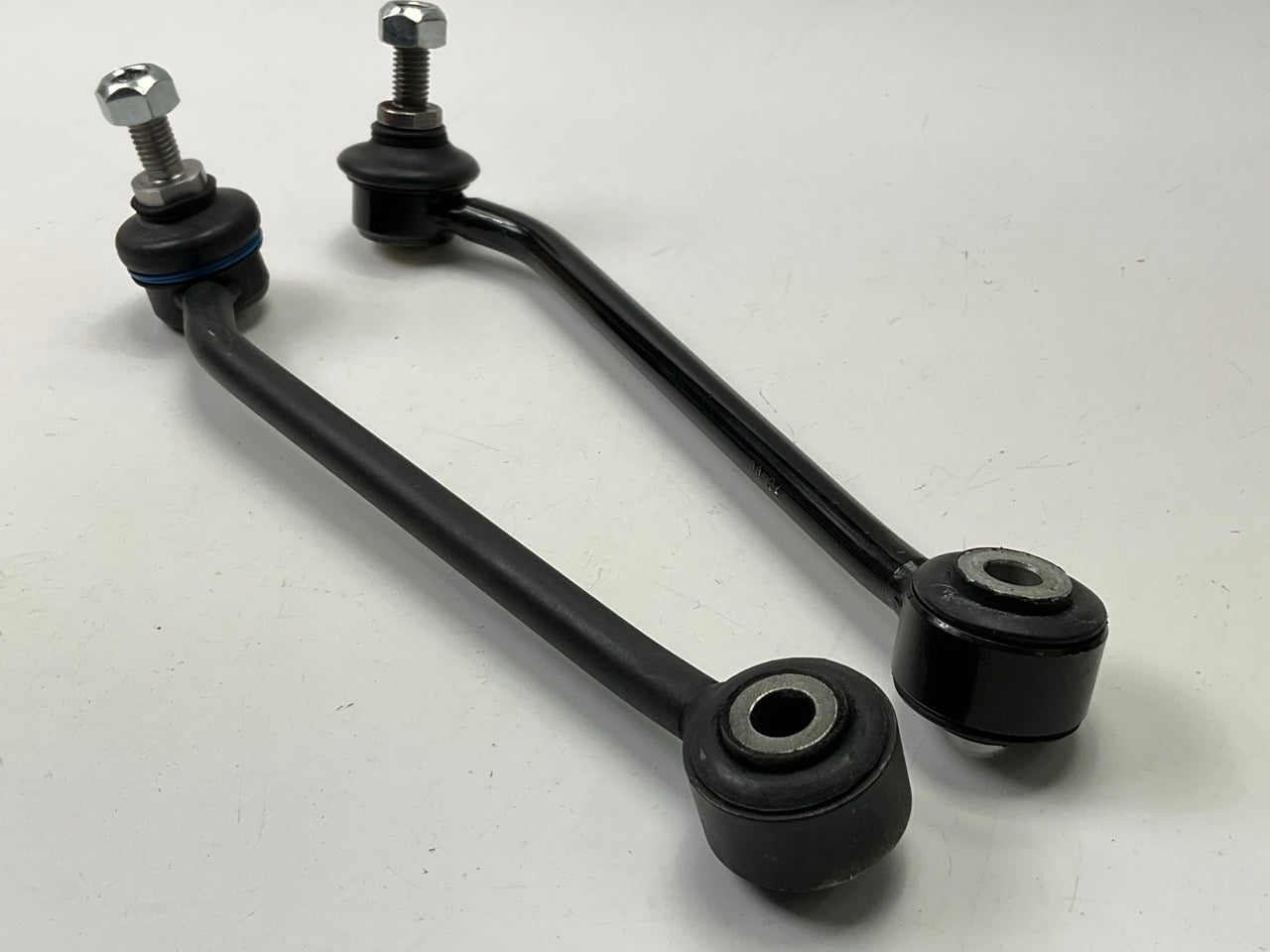 MOOG K750024 & K750025 Rear Suspension Left + Right Stabilizer Bar Links