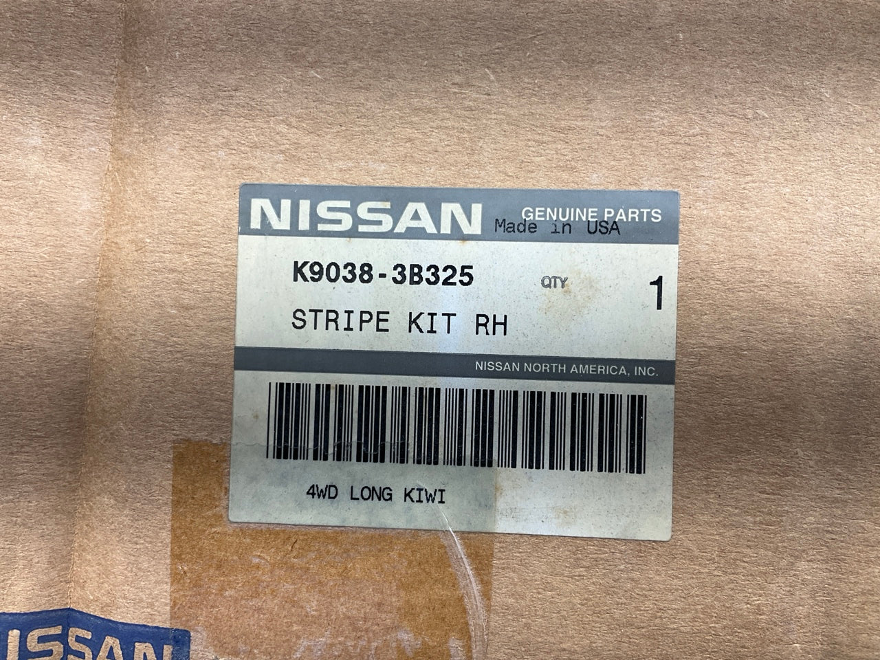 Left & Right Side Kiwi 4WD Stripe Tape Kit OEM For 95-97 Nissan King-cab Pickup
