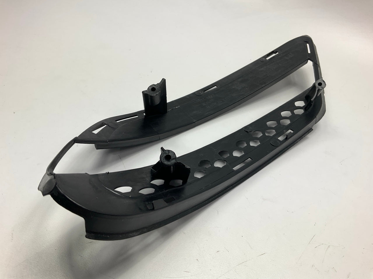 Front Left & Right Fog Light Lamp Bezel For 2010-2013 Mercedes-benz S450 S550