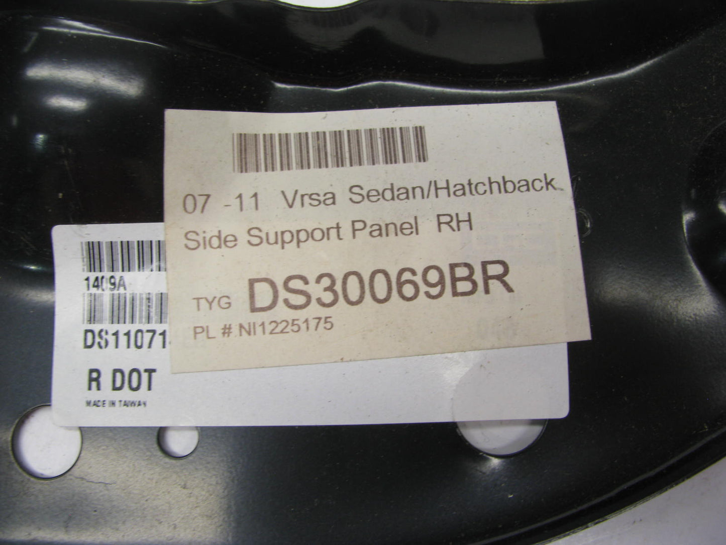 NEW AFTERMARKET - Left & Right Radiator Supports For 2007-2012 Nissan Versa