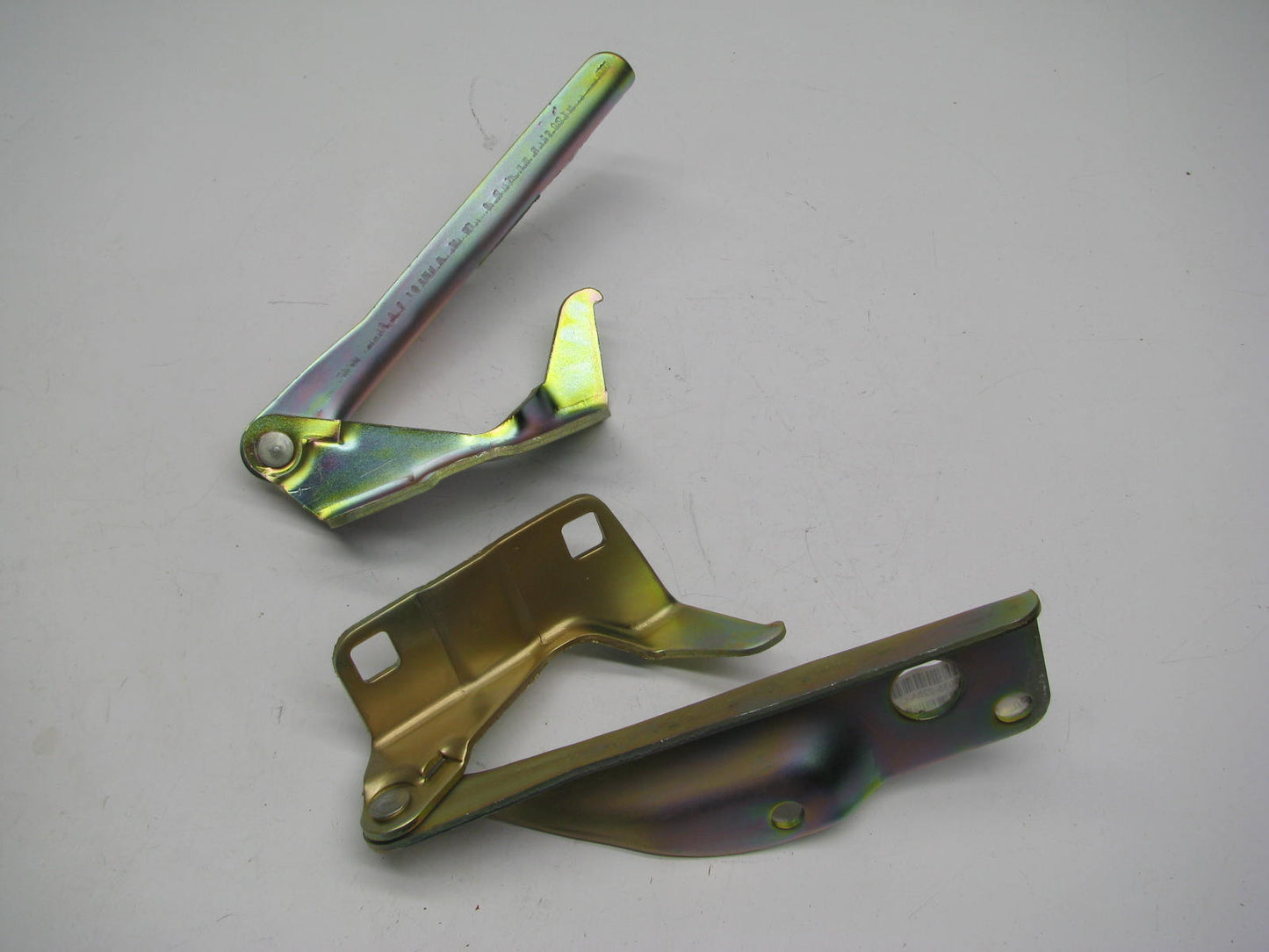 AFTERMARKET Right & Left Hood Hinges For 05-12 Nissan Frontier Pathfinder Xterra