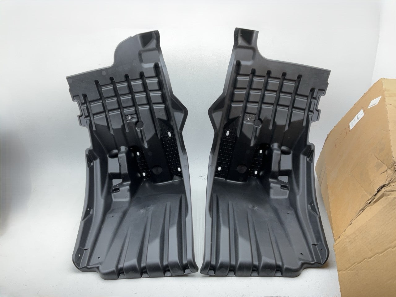 Mud Flaps Pair Set Of 2 Front Driver & Passenger Left Right For 18-22 Cascadia