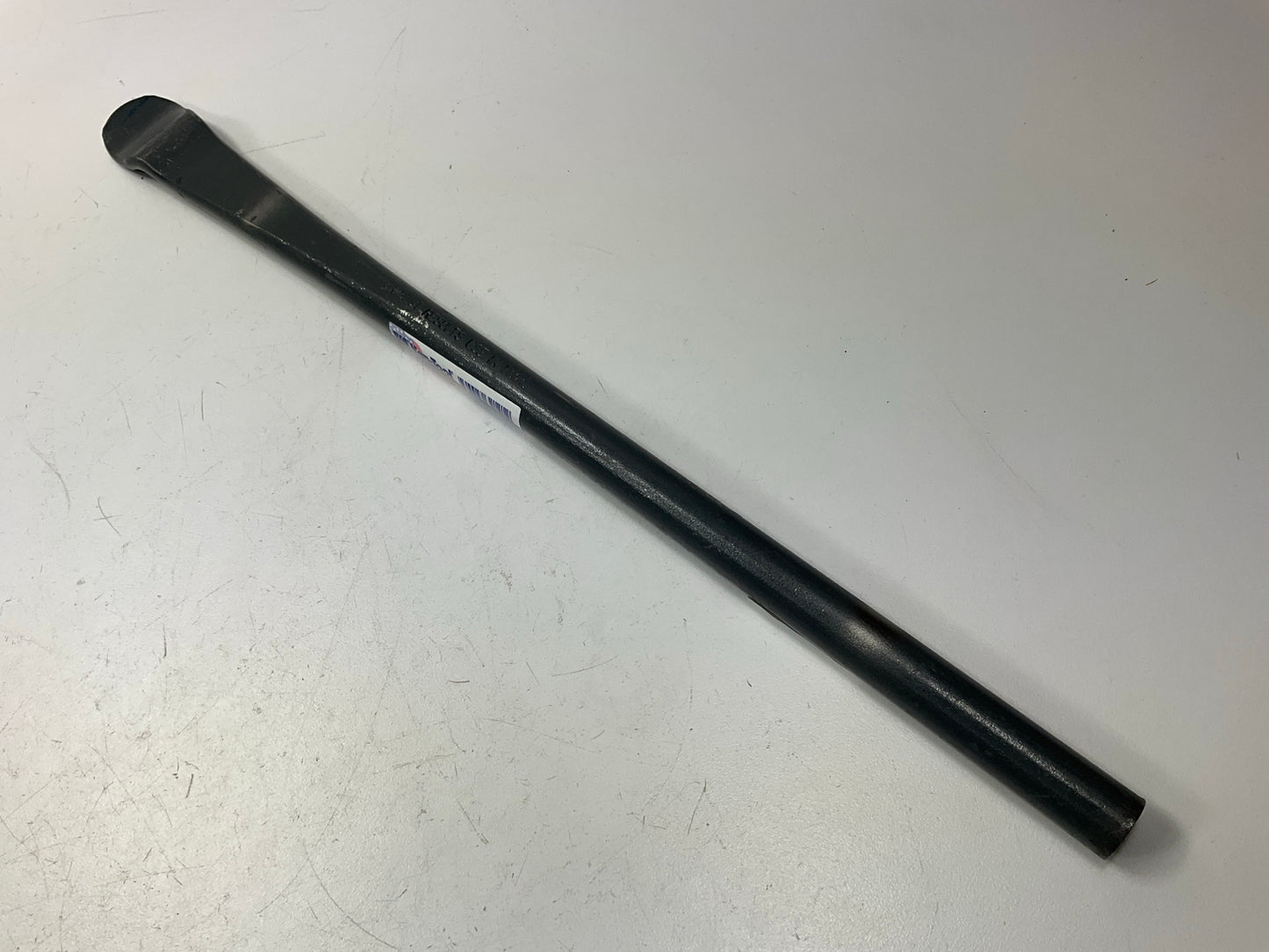 4-Way Wheel Lug Nut Wrench Tool & 18'' Drop-Center Tire / Demount Spoon