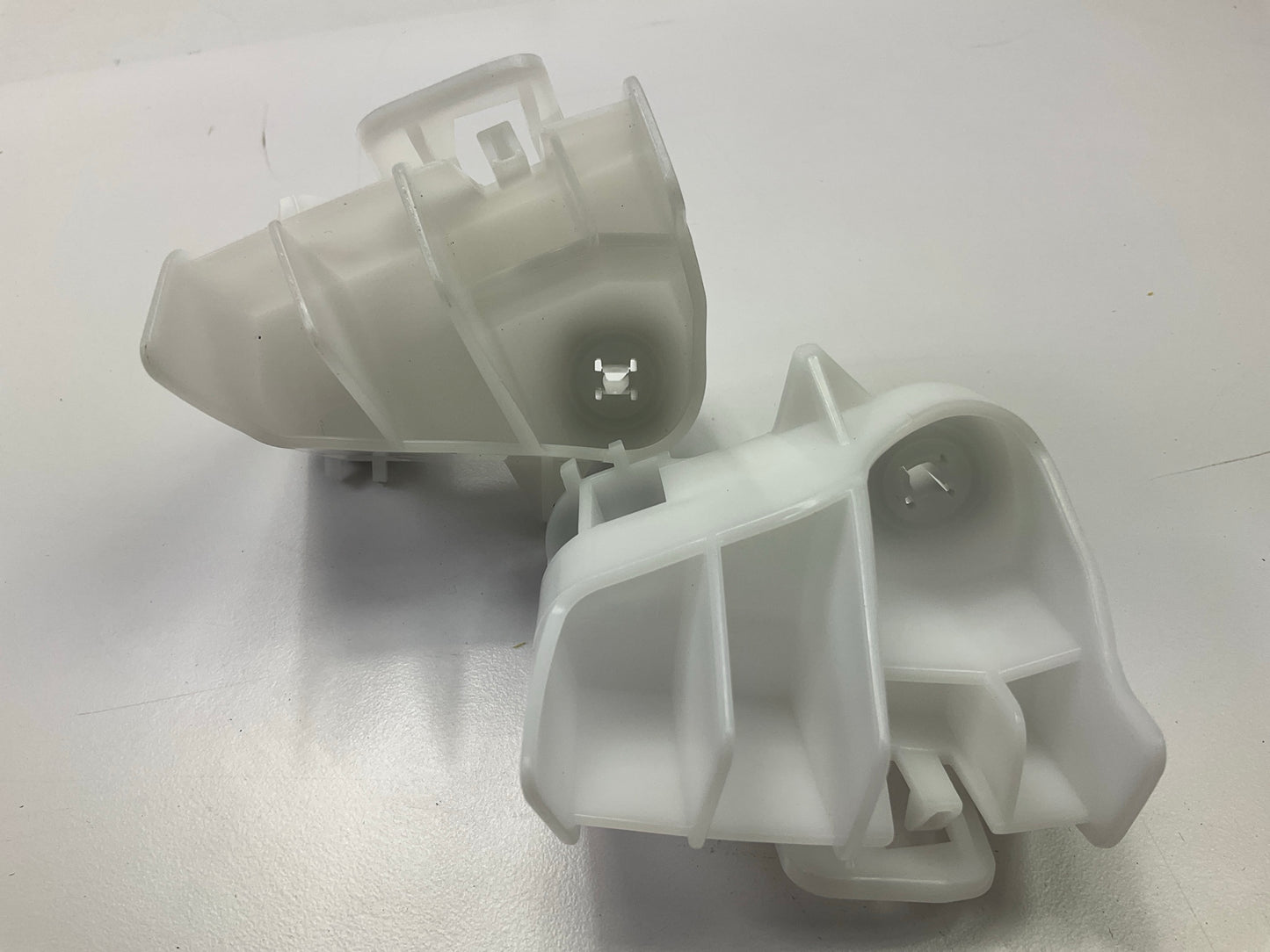 AFTERMARKET - Rear Left & Right Bumper Cover Support Bracket - 2014 Toyota Yaris