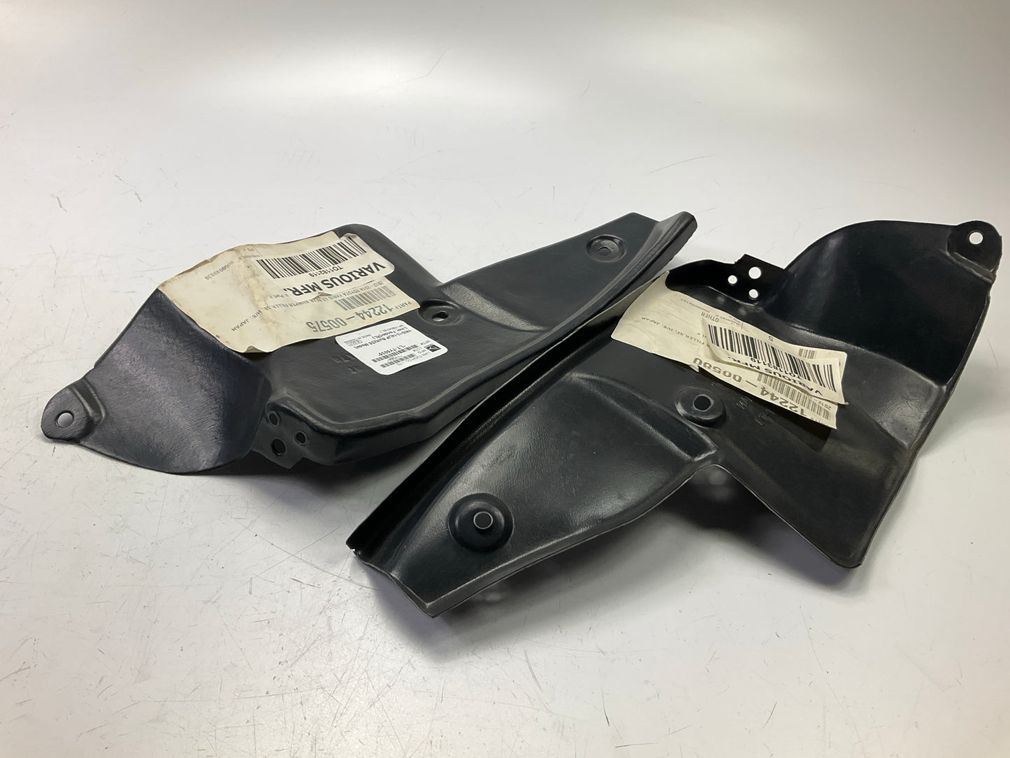 NEW AFTERMARKET Rear Left & Right Bumper Trim Filler 2012-14 Toyota Yaris
