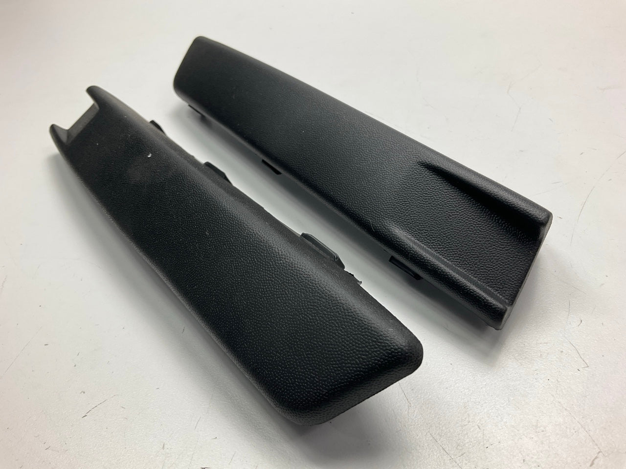 Front Left & Right Bumper Impact Strip - 06-10 VW Passat