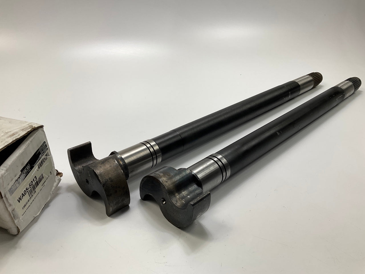 World American Air Brake Camshaft Set, Left & Right, 24-1/16'' Length, 1.5-28