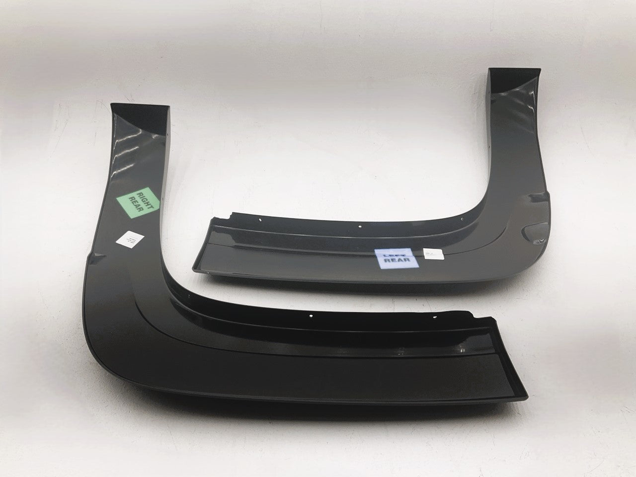 Bushwacker 40064-02 Rear Fender Flares For 2007-2014 Tahoe, 2007-2011 Yukon