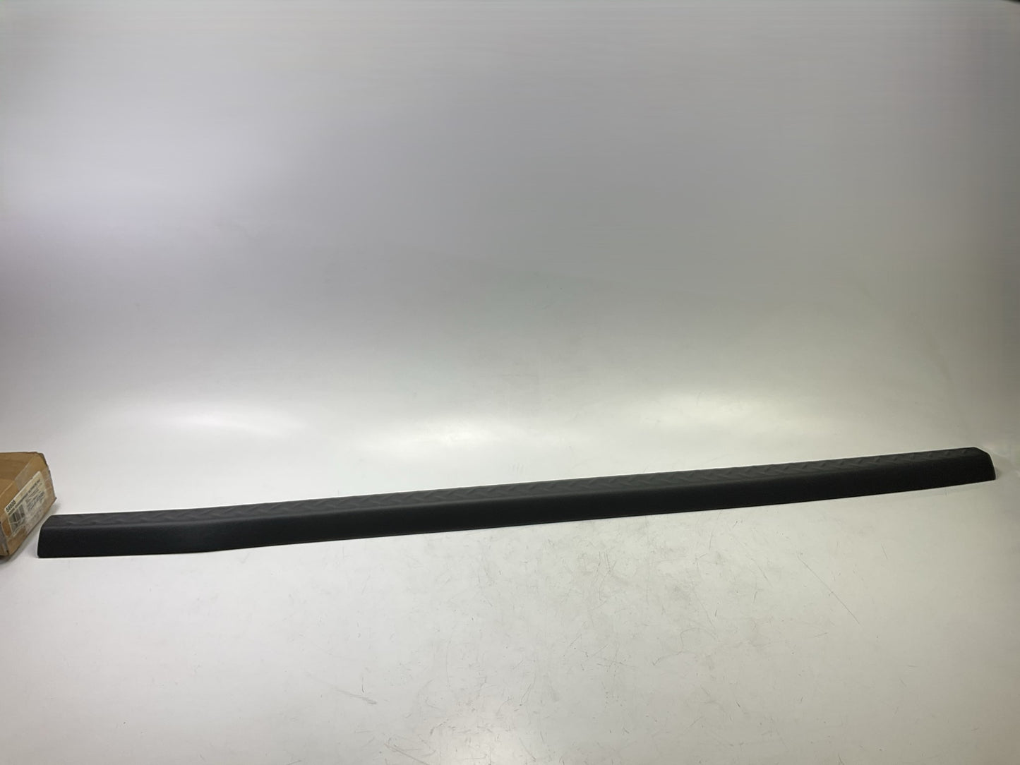 Bushwacker 59505 Truck Bed Tailgate Cap Protector For 94-01 Ram 1500 2500 3500