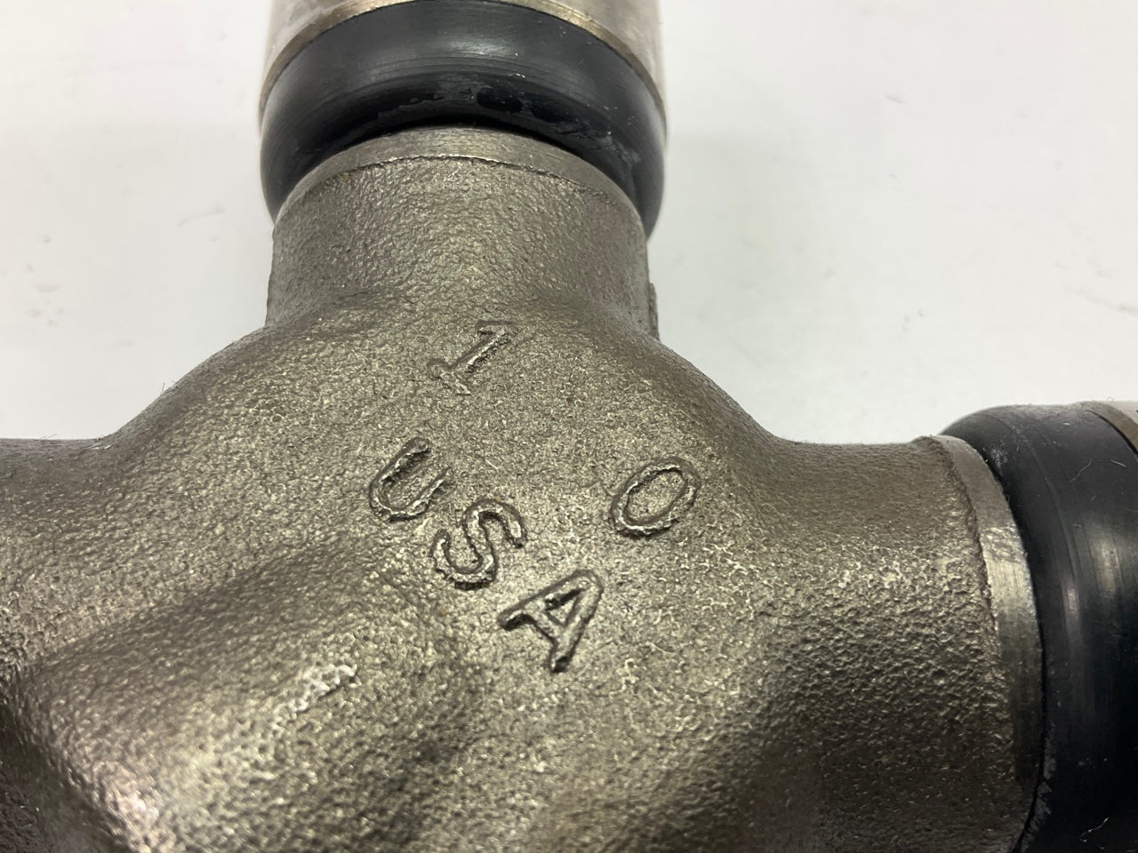 BWD 114-560 U-Joint Universal Joint