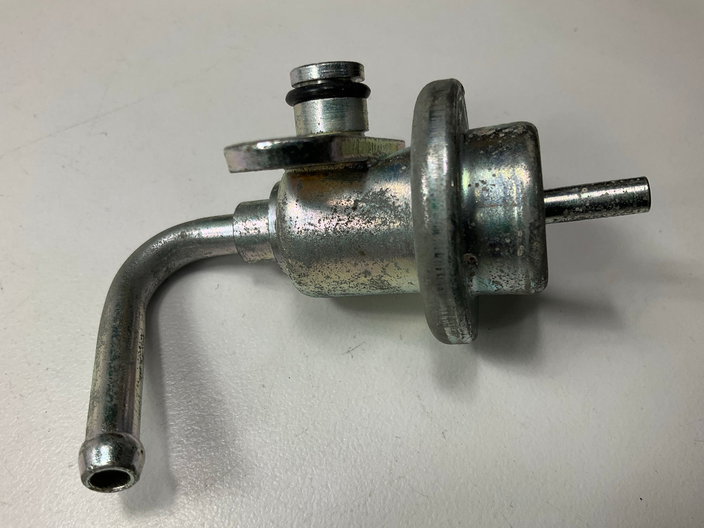 BWD 23031 Fuel Injection Pressure Regulator For 1995-2004 Toyota 3.4L-V6
