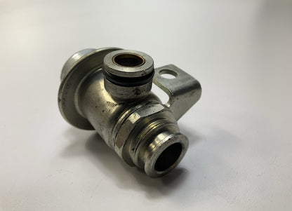 BWD 23077 Fuel Injection Pressure Regulator