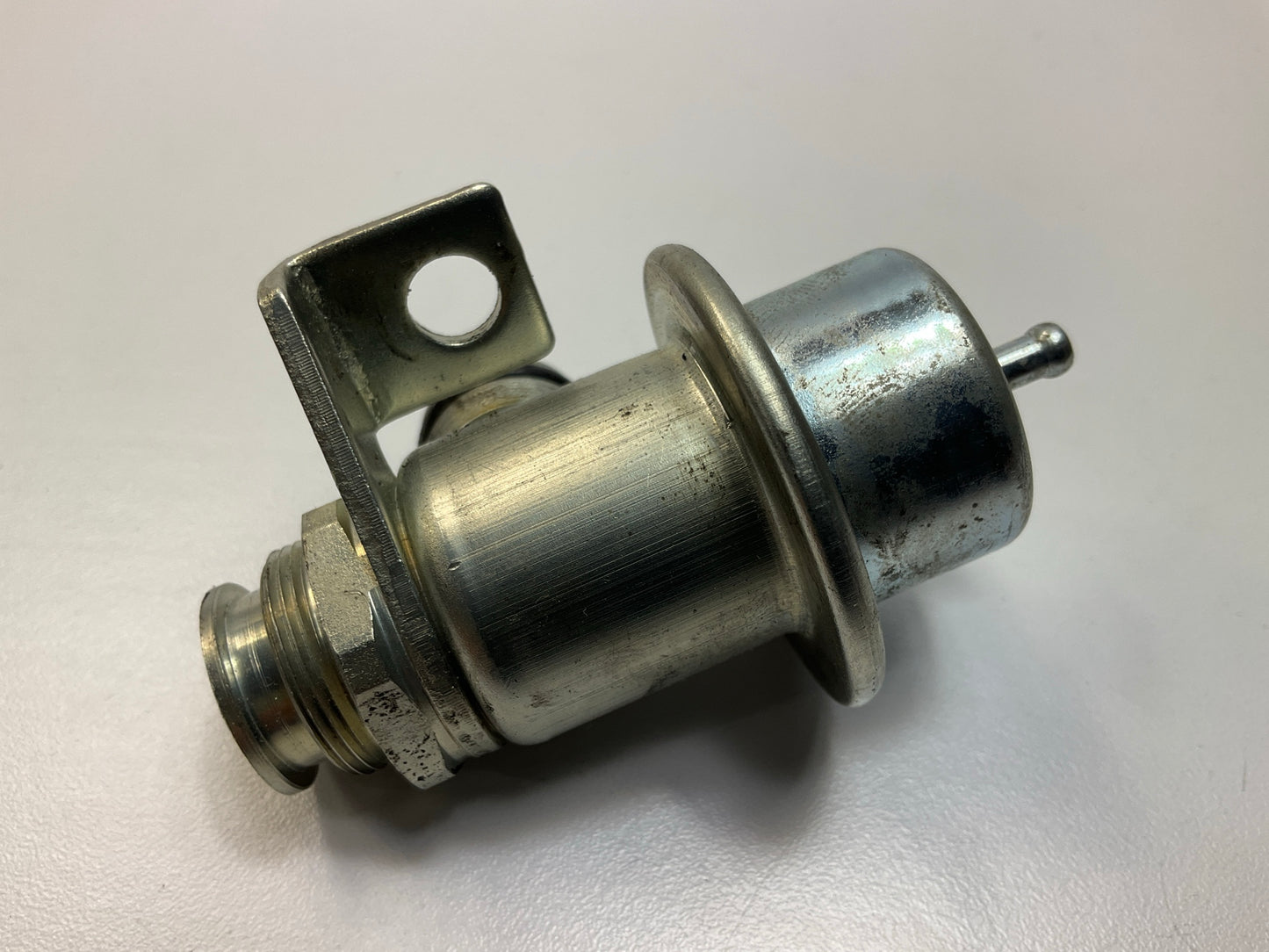 BWD 23077 Fuel Injection Pressure Regulator