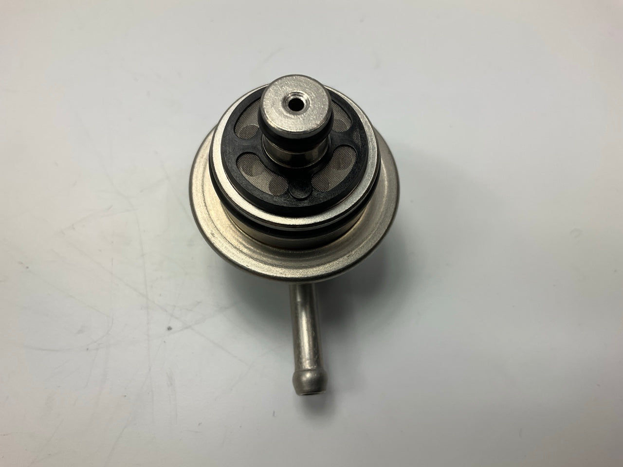 BWD 24059 Fuel Pressure Regulator - 1999-2004 Ford F-150 F-250 F-350 4.6L 5.4L