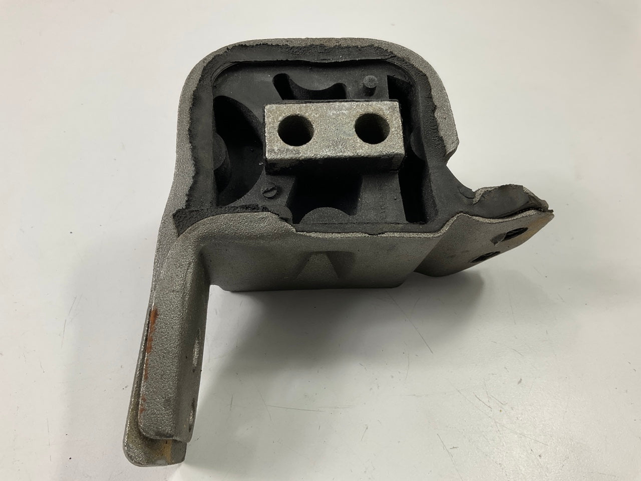 BWD 312539 Front Engine Motor Mount 2539