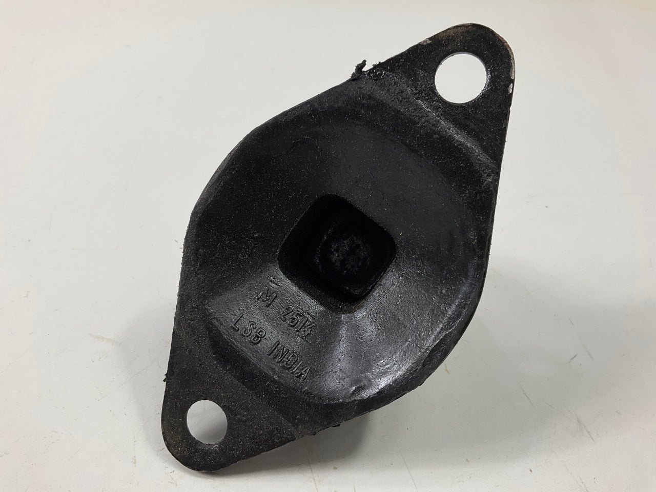 BWD 313052 Manual Transmission Mount