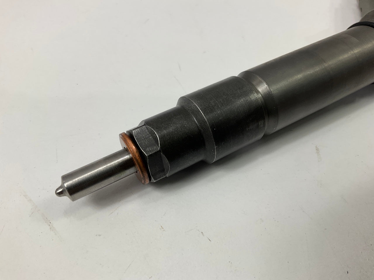 REMAN. BWD 63871 Fuel Injector For 2004-2005 Chevy GMC 6.6L DURAMAX DIESEL V8