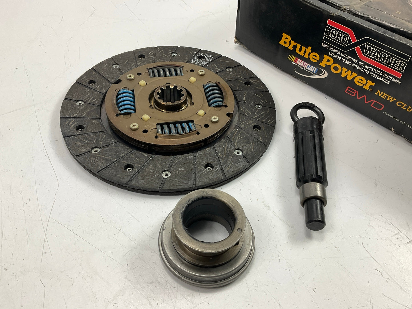 MISSING CLUTCH PLATE - BWD 90220 Clutch Kit