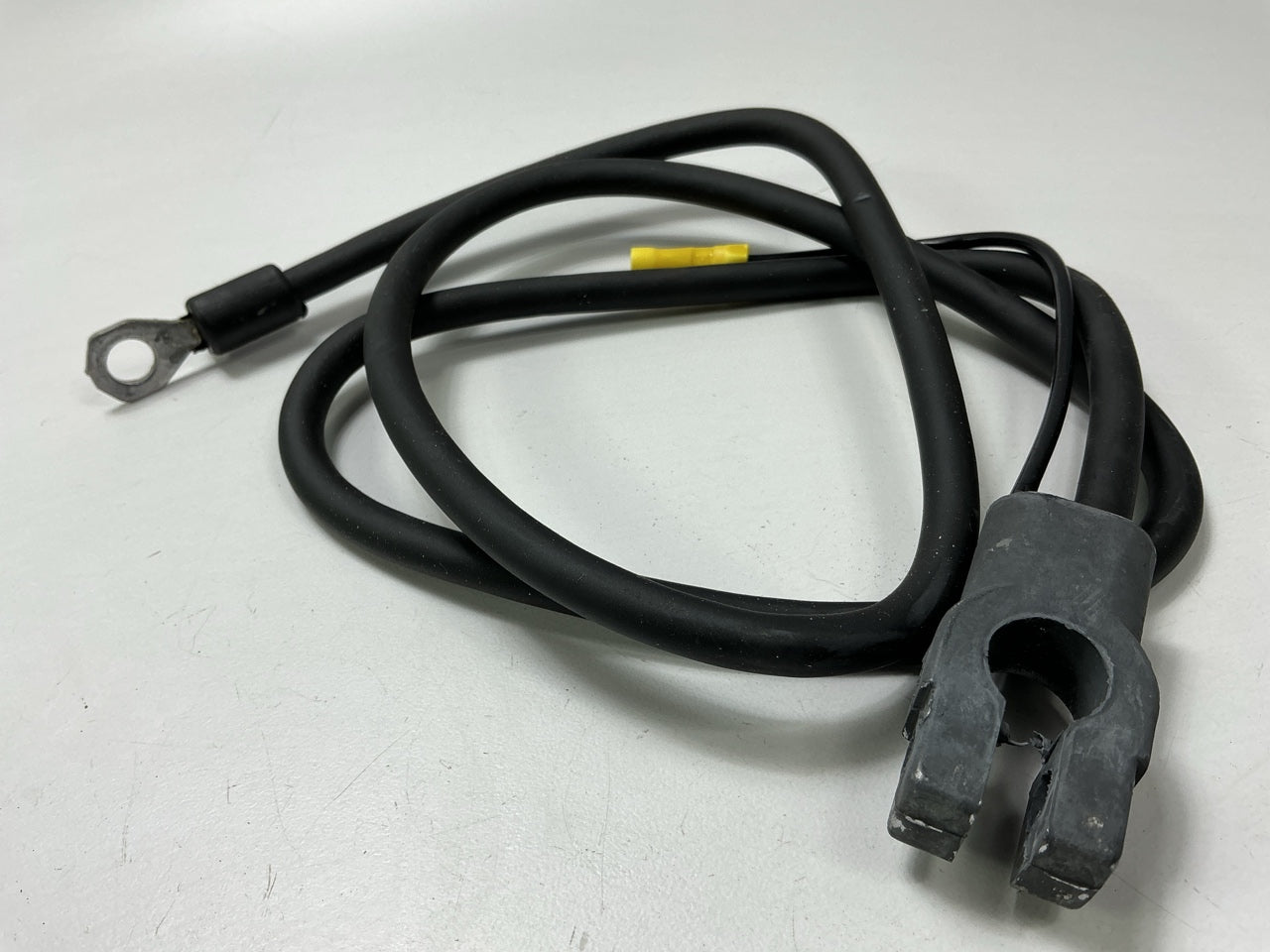 BWD BC48T 4 Gauge Battery Cable, Positive, Top Post, With 1 Lead