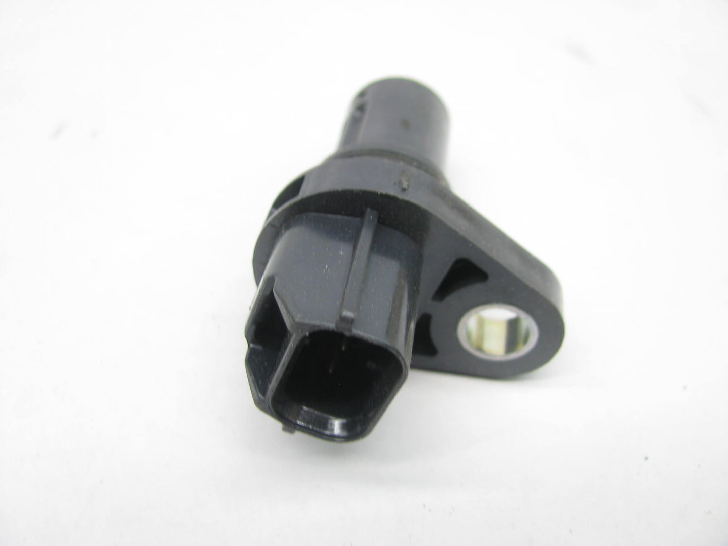 BWD CSS1889 Engine Camshaft Position Sensor For 2009-2010 Subaru Impreza 2.5L-H4