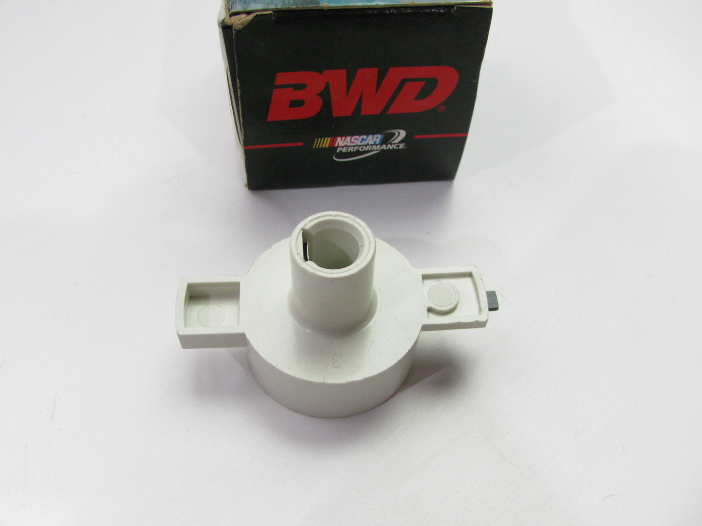 BWD D225 Ignition Distributor Rotor - 1992-1995 Chevrolet C60 Kodiak 6.0L 7.0L