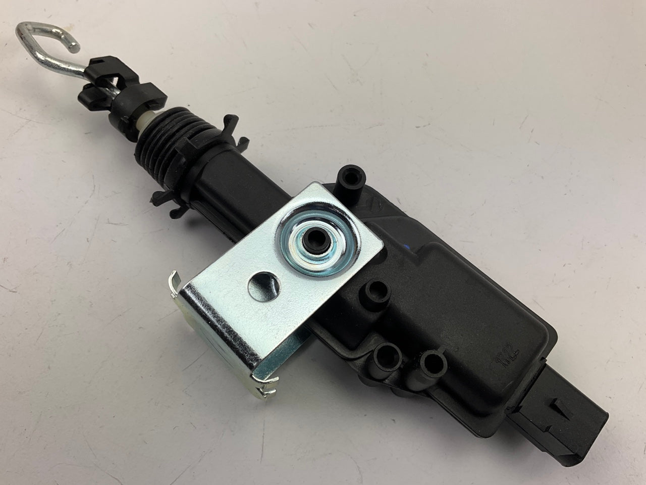 BWD DLA100 Front Door Lock Actuator