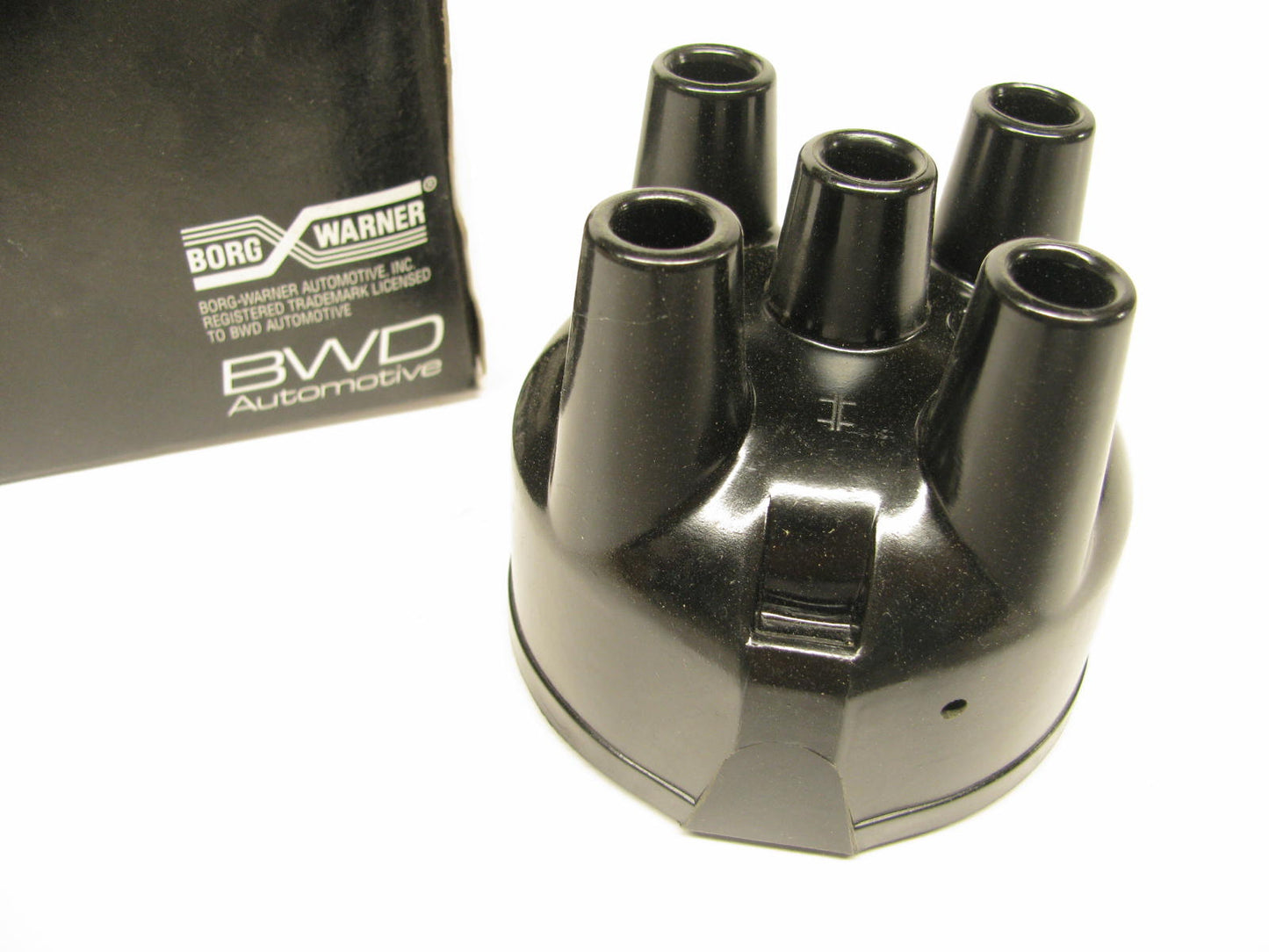 BWD HC3 Ignition Distributor Cap - H-4 Magnetos Replaces 47413DYC 47413DX