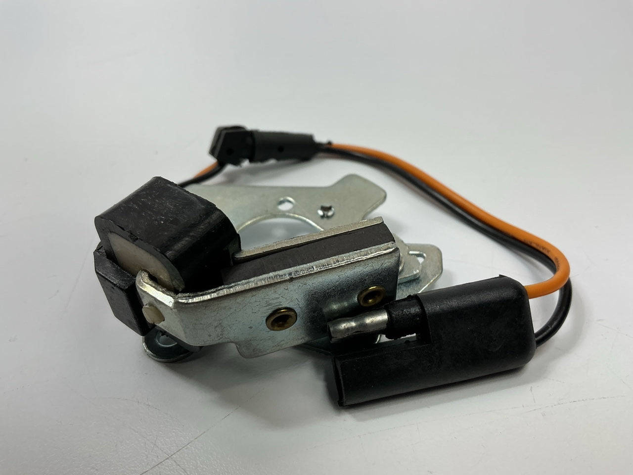BWD ME2A Distributor Ignition Pickup