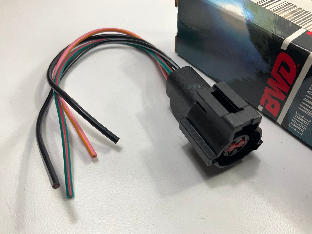 BWD PT2032 Engine Temperature Sensor Connector
