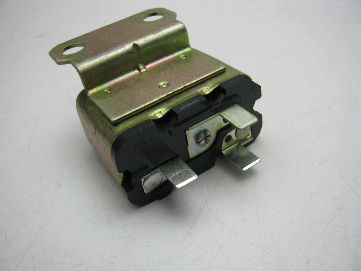 BWD R-212 Horn Relay