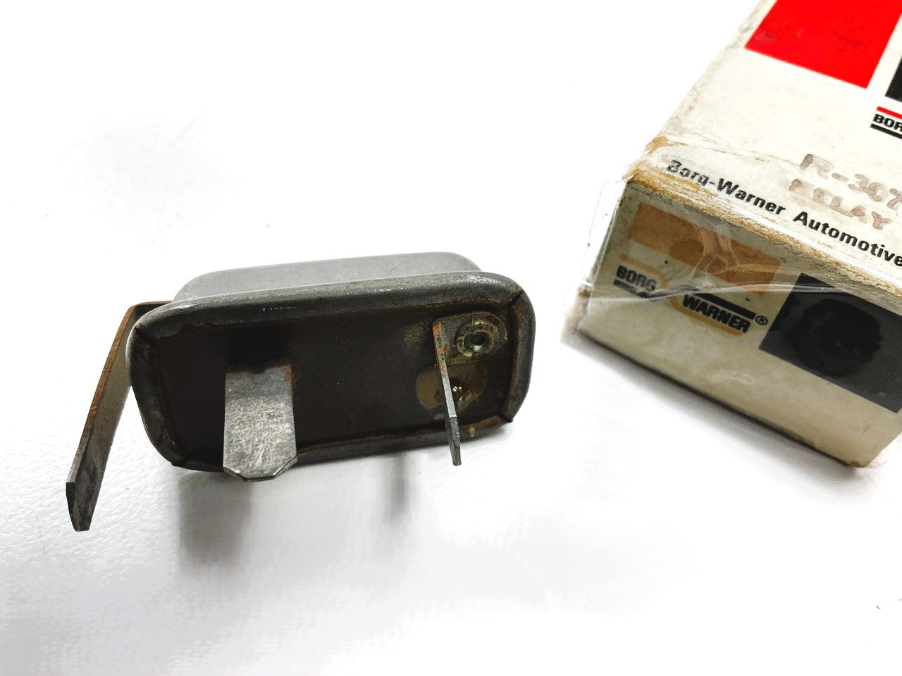 BWD R-307 Instrument Cluster Voltage Regulator (CVR) Relay
