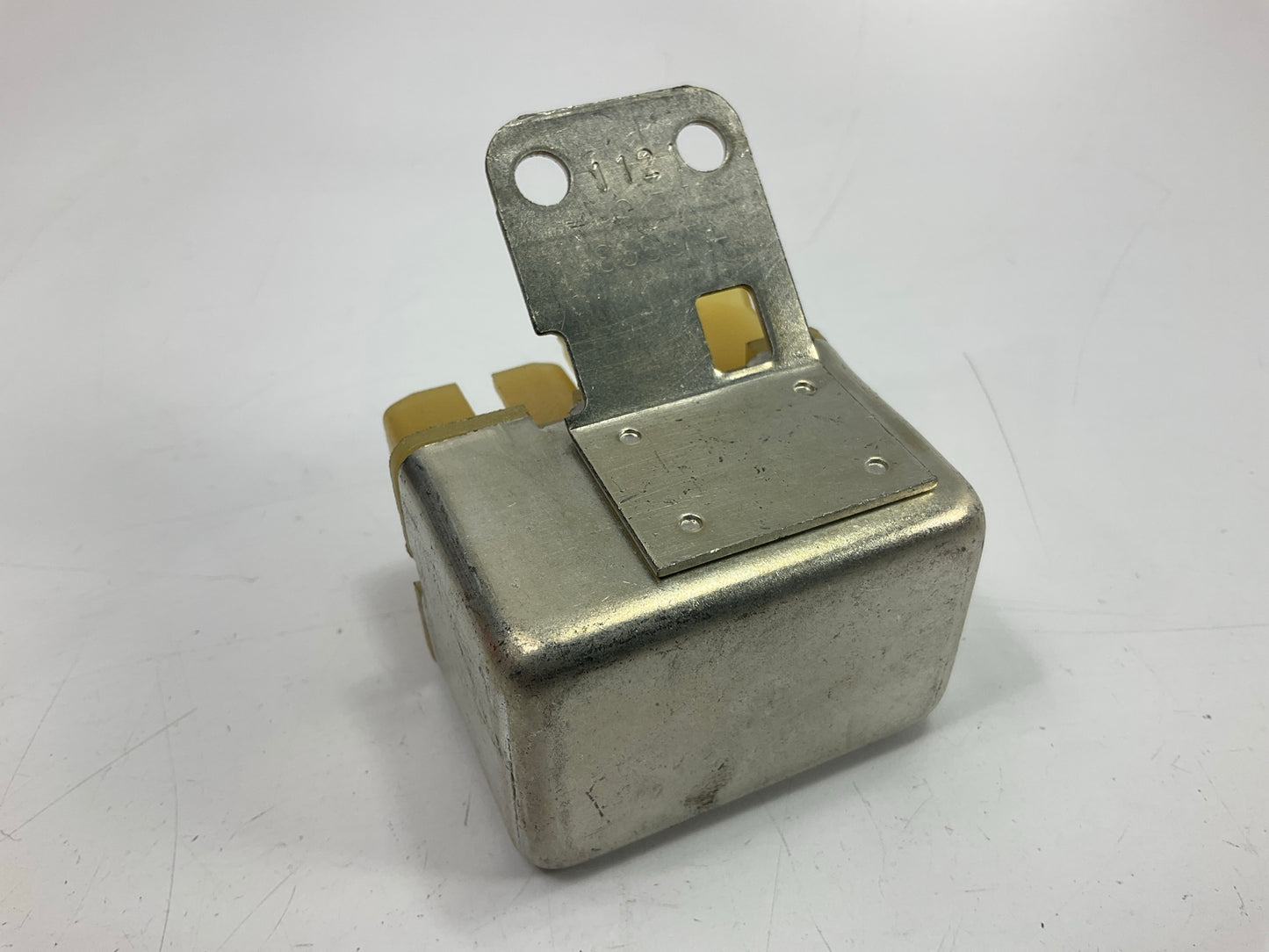 BWD R6001 OEM GM 470363 Power Antenna Relay 1978-1984 Caprice, Impala, Camaro