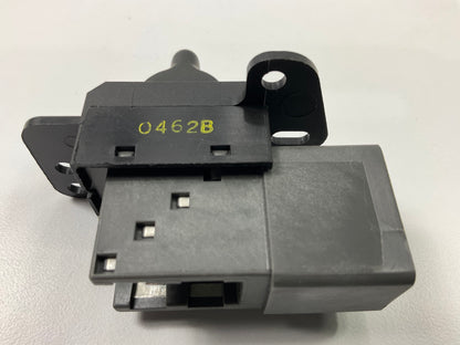 BWD S15502 OEM LEFT Power Window Switch For 02-07 Chrysler MINI VANS 04685844AA