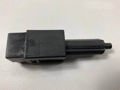 BWD S37040 Brake Light Switch - Standard / Manual Transmisson