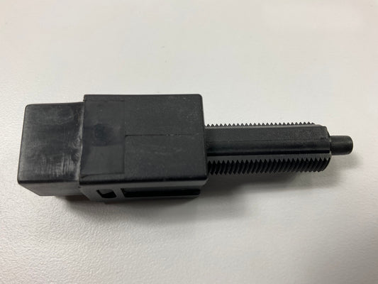 BWD S37040 Brake Light Switch - Standard / Manual Transmisson