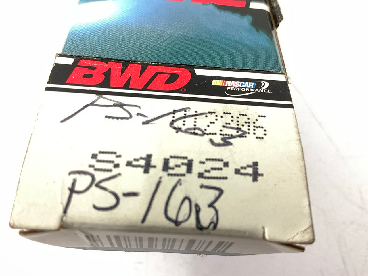 BWD S4024 Engine Oil Pressure Sender For Dash Light